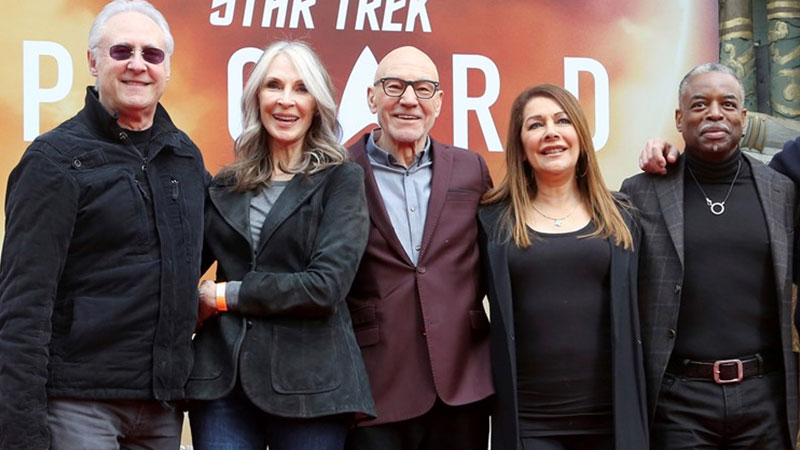Forever Friends - The cast of TNG with Sir Patrick Stewart for the Star Trek: Picard Premiere